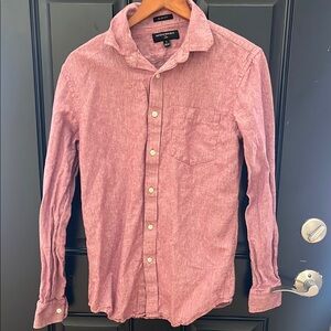 Banana Republic Men's Red Linen Shirt